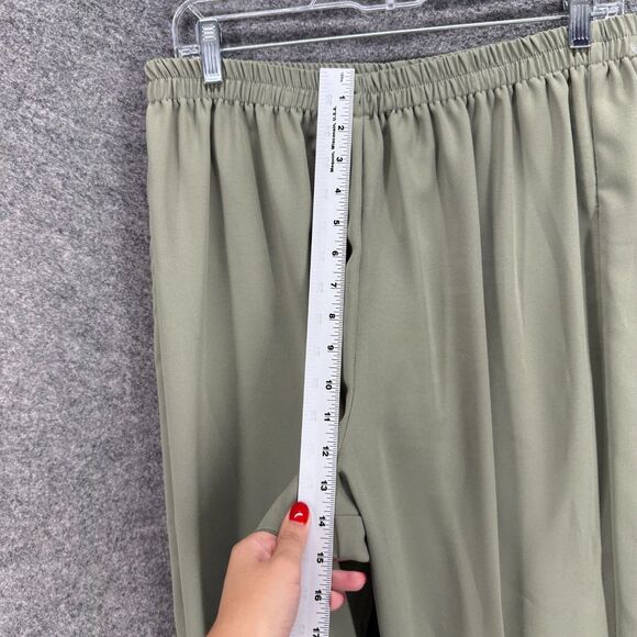 R&M Richards Dress Pants Women 16P Petite Gray High Rise Pleated Elastic Waist - Picture 4 of 8